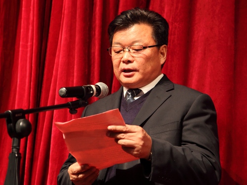 聊城经济开发区2012军地校共建迎新年联欢晚会在我院举行