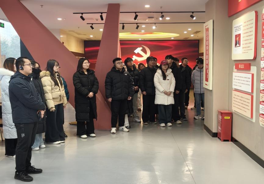 6EE98A5F4DD225E14759BE0E6DDC6292